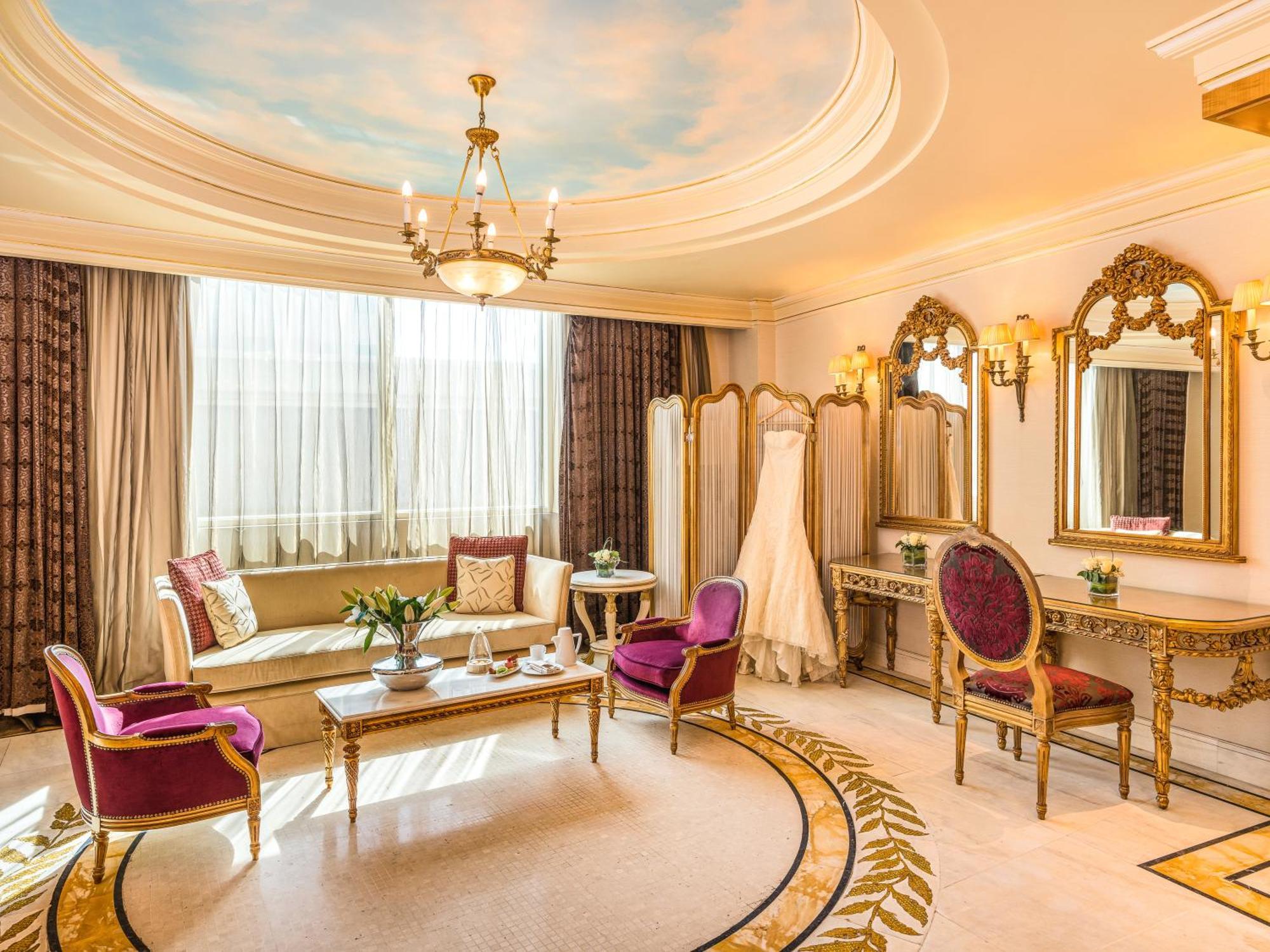 Moevenpick Hotel Khobar Extérieur photo The Royal Suite