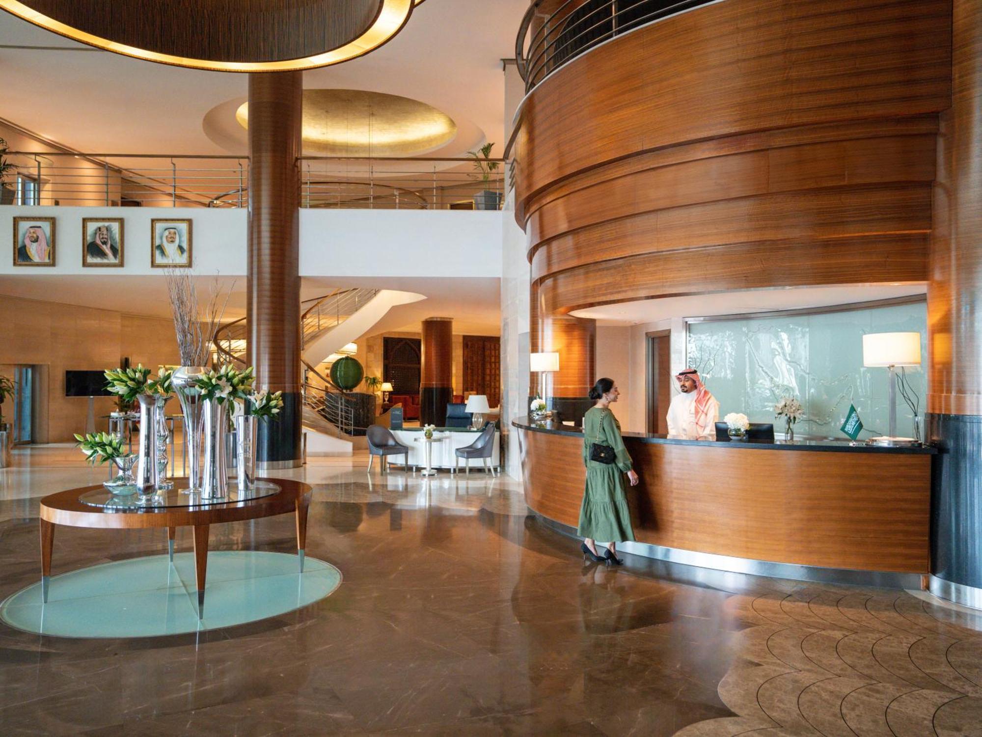 Moevenpick Hotel Khobar Extérieur photo Lobby