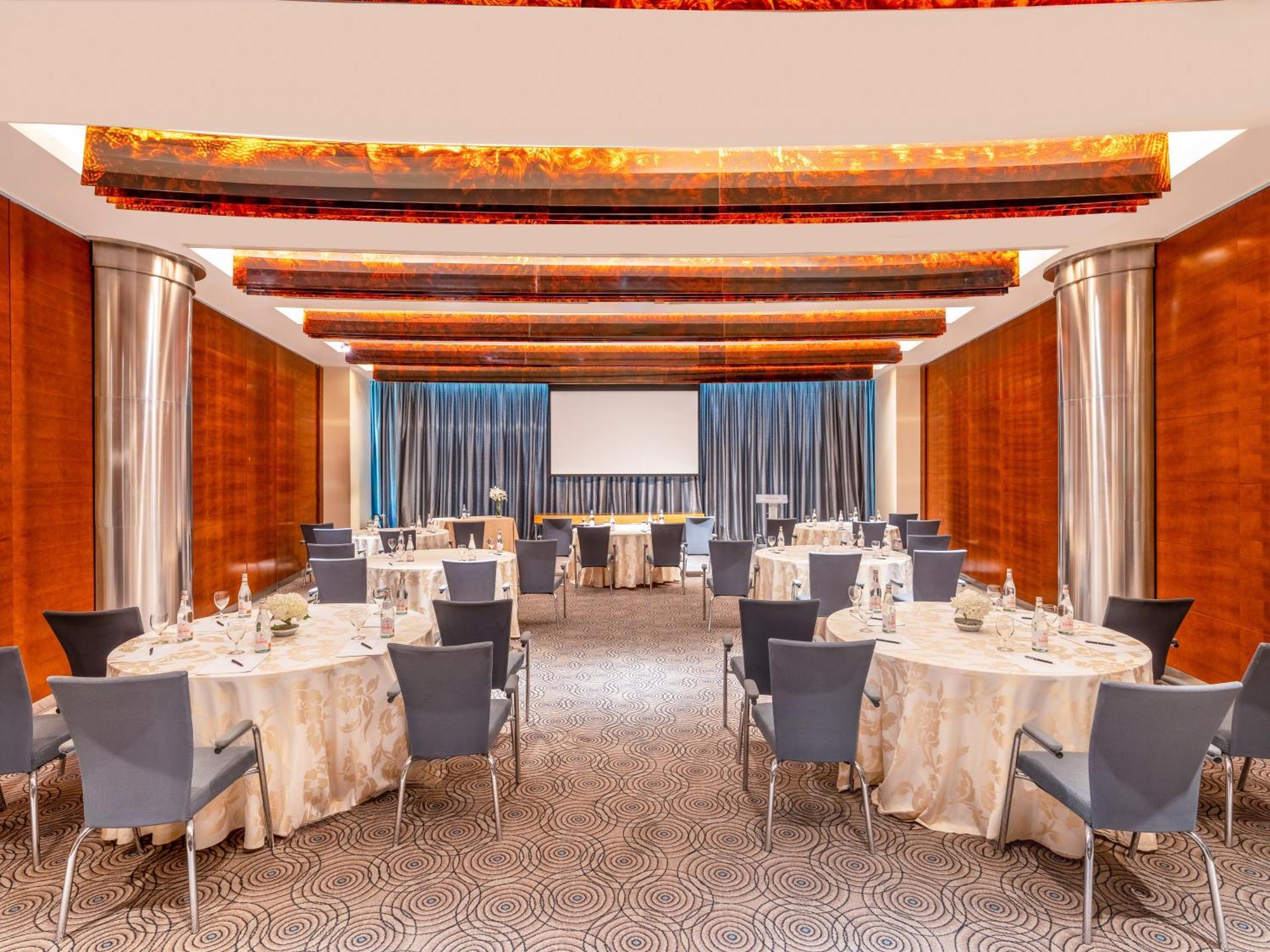 Moevenpick Hotel Khobar Extérieur photo The Westin Meeting Room